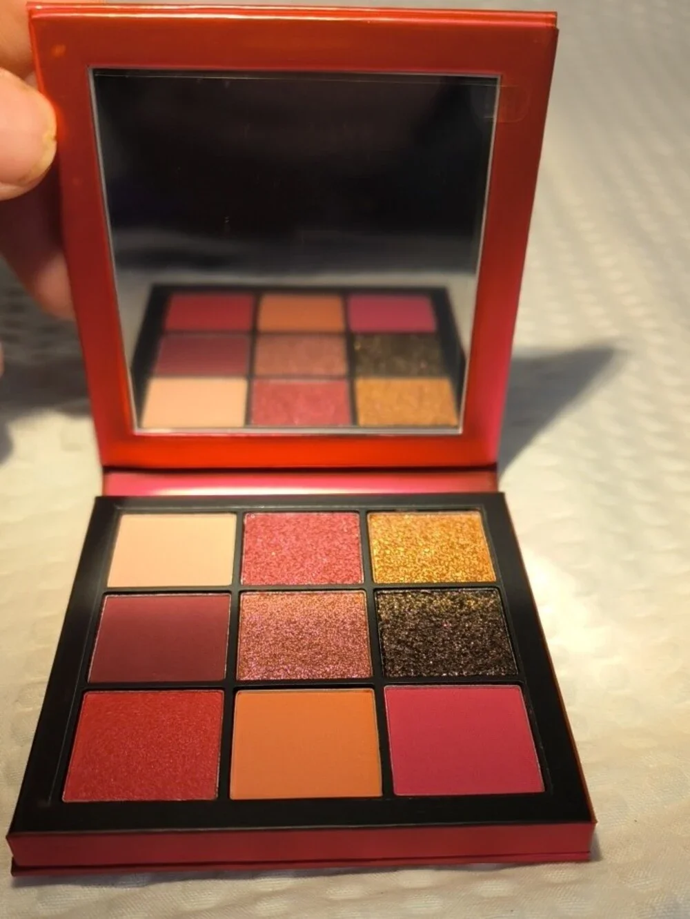 HUDA BEAUTY compact pan
